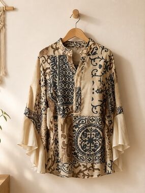 Boho Tile-Print Tunic Blouse in Beige and Black - Unbranded
